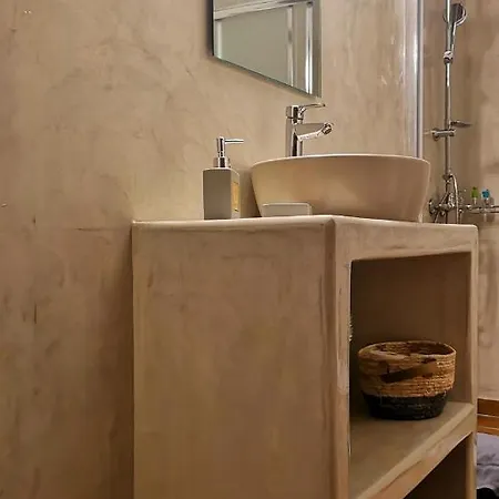 Relax Seaside House By Living In Blue 펜션 하라키