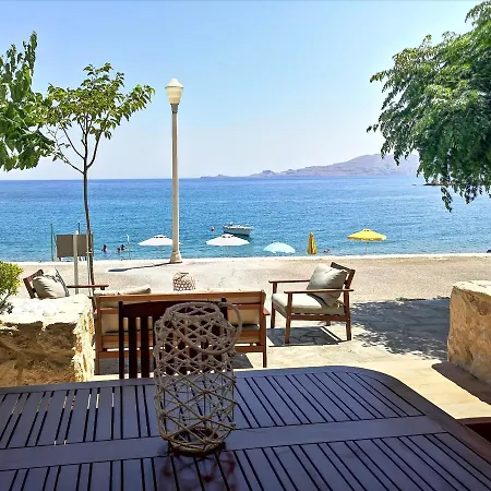 Relax Seaside House By Living In Blue *