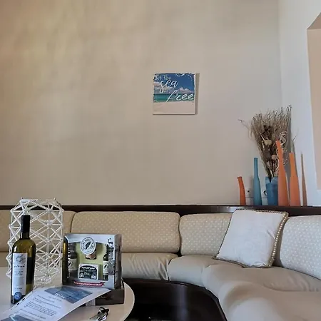 Relax Seaside House By Living In Blue Case de vacanță