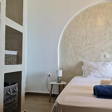 Relax Seaside House By Living In Blue Vakantiehuis Charaki