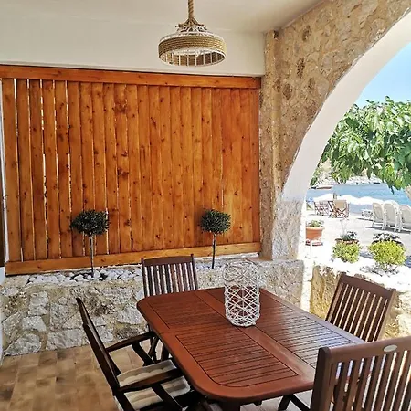 Relax Seaside House By Living In Blue *