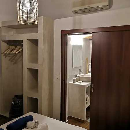 Relax Seaside House By Living In Blue Хараки