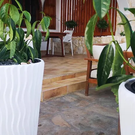 Relax Seaside House By Living In Blue * Χαράκι