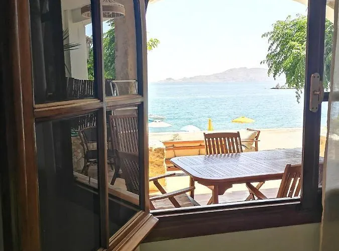 Relax Seaside House By Living In Blue * ハラキ