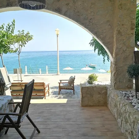 Relax Seaside House By Living In Blue