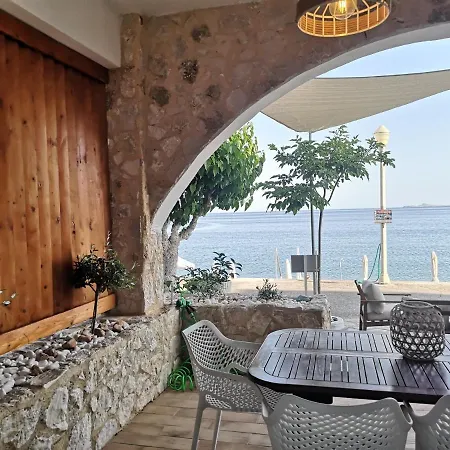 Relax Seaside House By Living In Blue